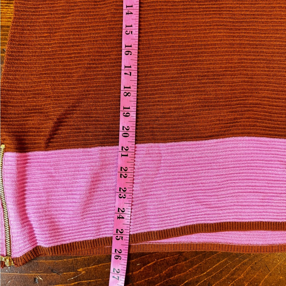 Zuda Eco Vero Color Blocked Sweater w/ Side Seam Zippers. Size Large - Picture 8 of 11